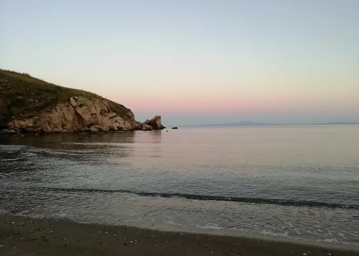 فيلة Bay View House *